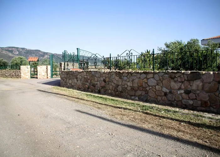 Sole & Luna Capoterra